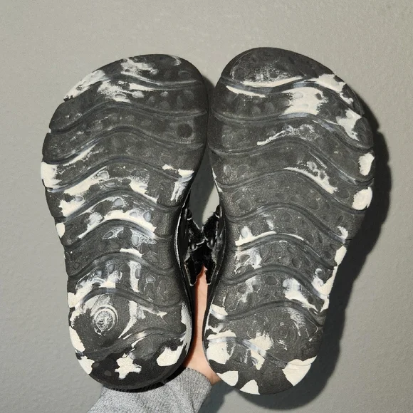 2/$10 Kids Stride Rite - Picture 5 of 6